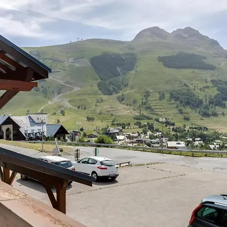 Moderne Avec Vue Incroyable Appartement Les Deux Alpes