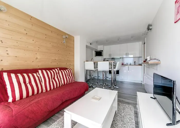 Moderne Avec Vue Incroyable Les Deux Alpes